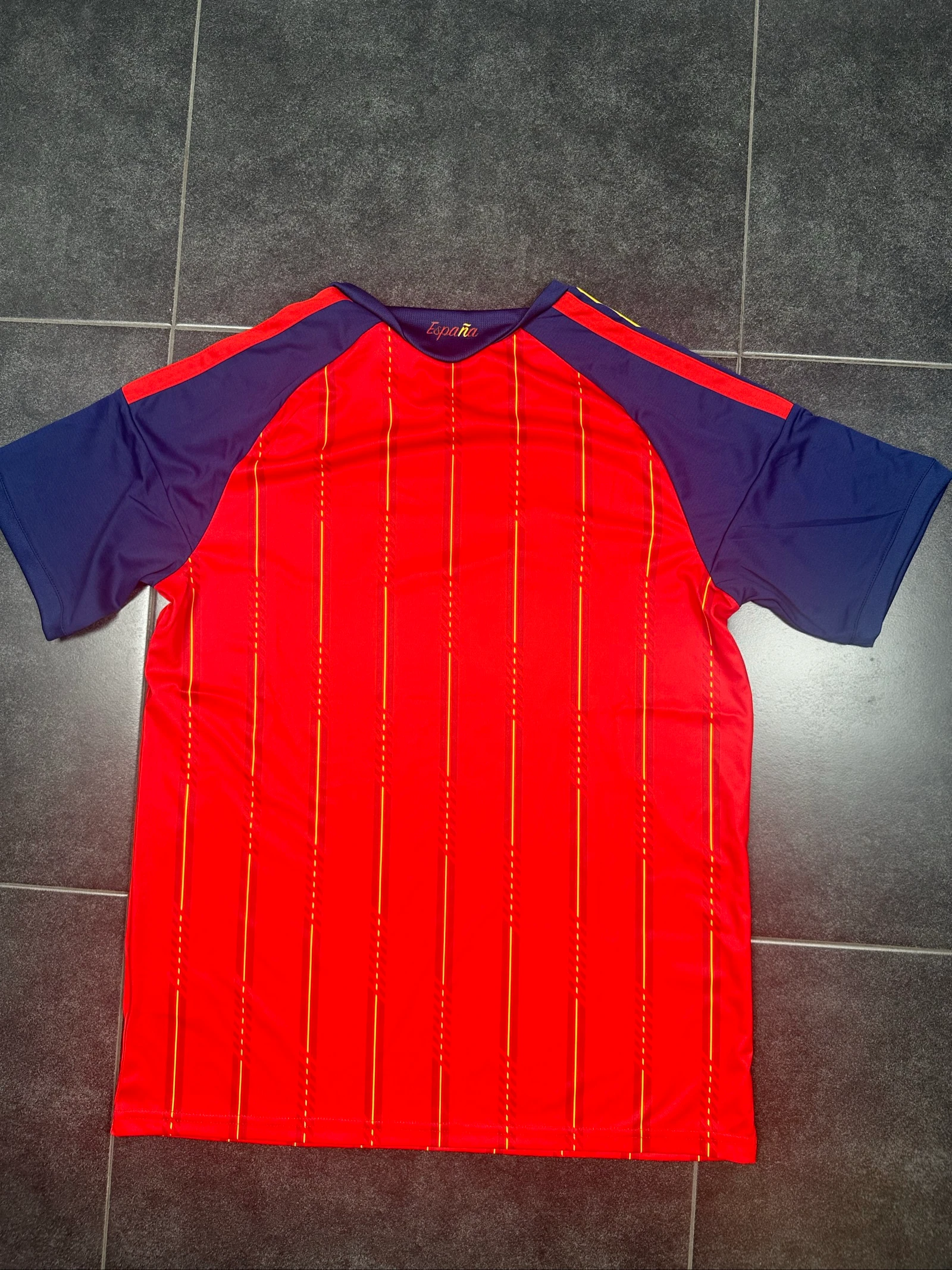 Spain shirt 2026 – photo 3